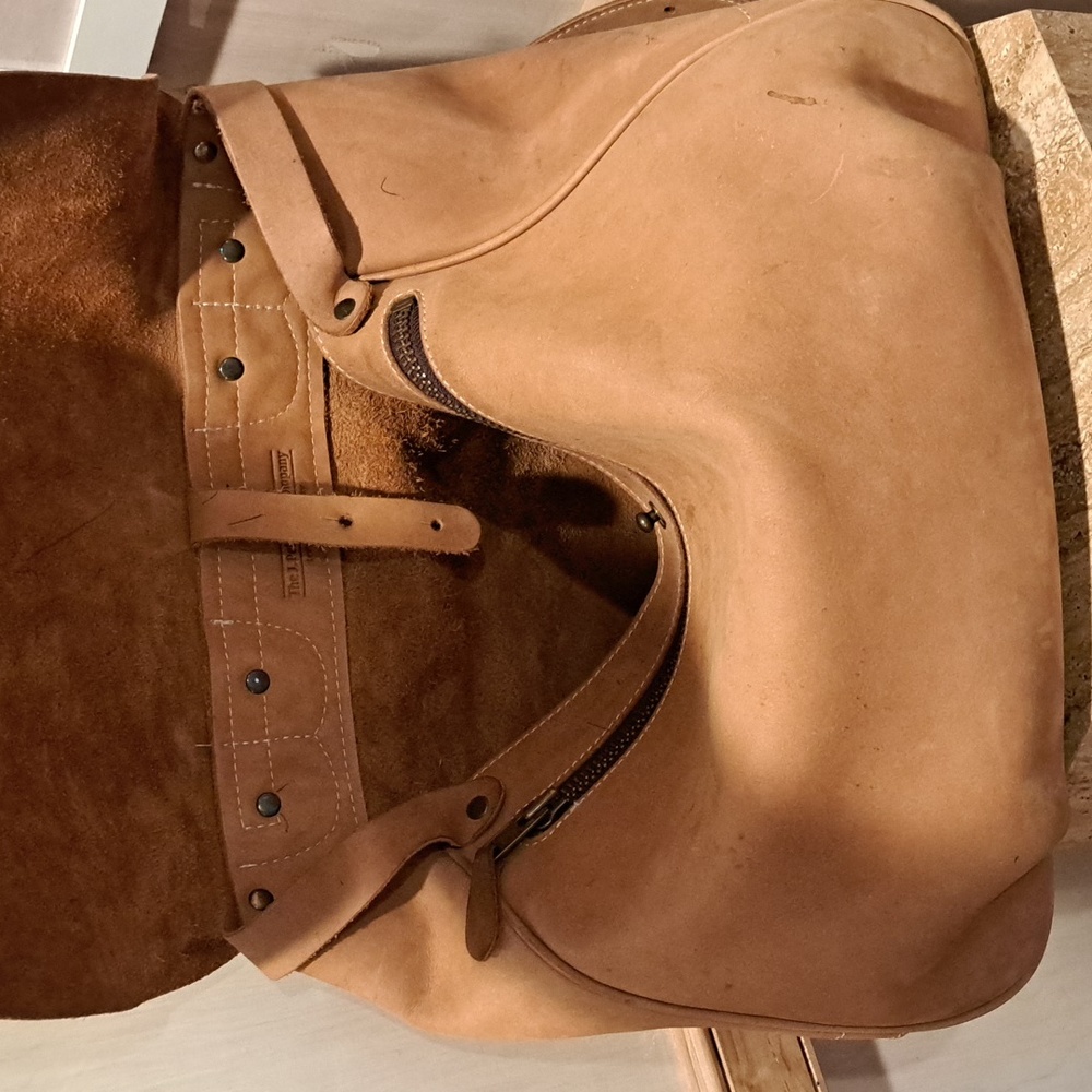 J. Peterman Company Leather Counterfeit MailBag - Picture 8 of 13